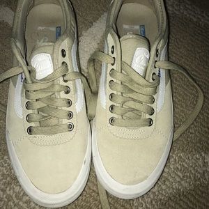 VANS  SKATEBOARD CHIMA FERGUSON